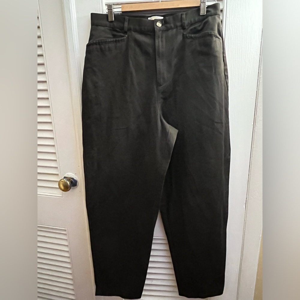 New Talbots women’s chino pants. Size 14